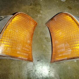 E34 Front signal pair (used)