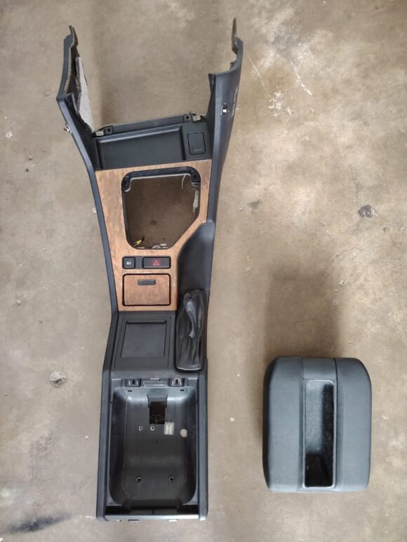 E39 center console set (used) - Bimmer Online